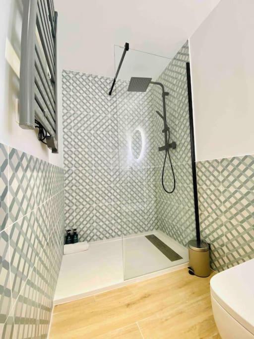 Beautiful Flat Next The Beach Валенсия Екстериор снимка